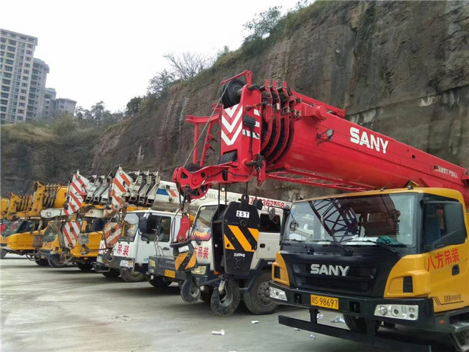 南部县吊车出租按什么计费？台班费、单次费、里程费怎么算？